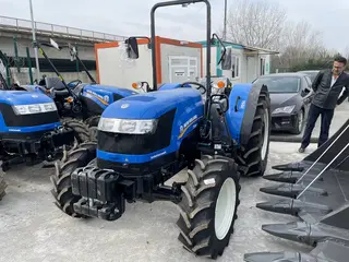 4 ADET NEW HOLLAND MARKA TRAKTÖR