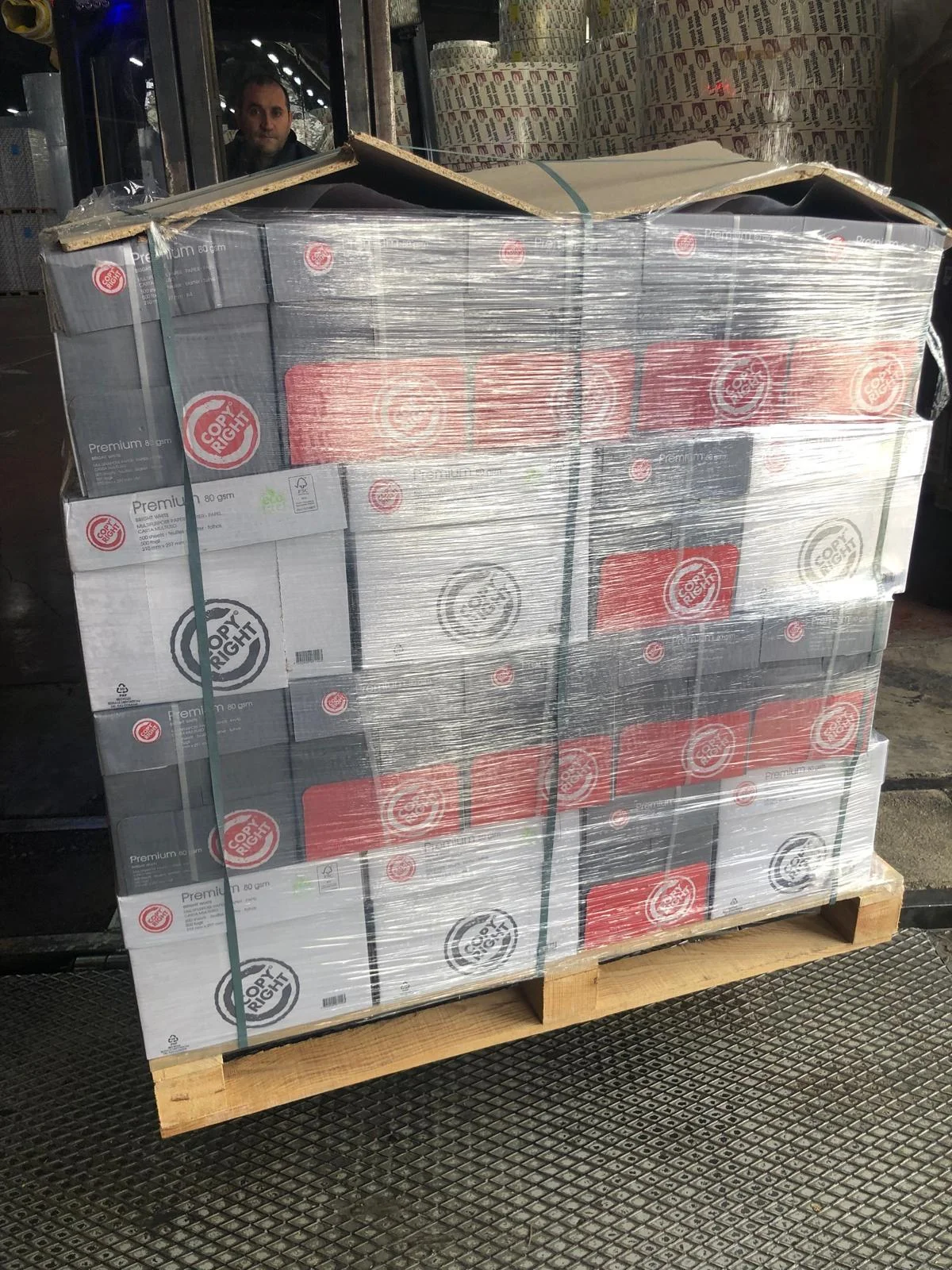 YAKLAŞIK 5.643 KG A4 KAĞIDI