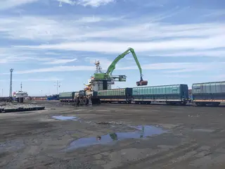 2014 SENNEBOGEN PALETLİ YÜKLEME VİNCİ 