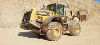 2025 KOMATSU İŞ MAKİNASI 
